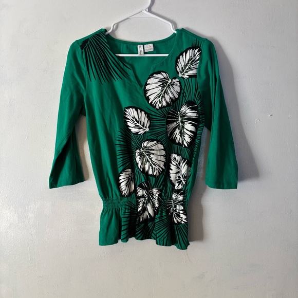 Palm Island Green Floral 3/4 SLIT Sleeve Elastic Waist Pullover V Neck TOP Small - Picture 2 of 6